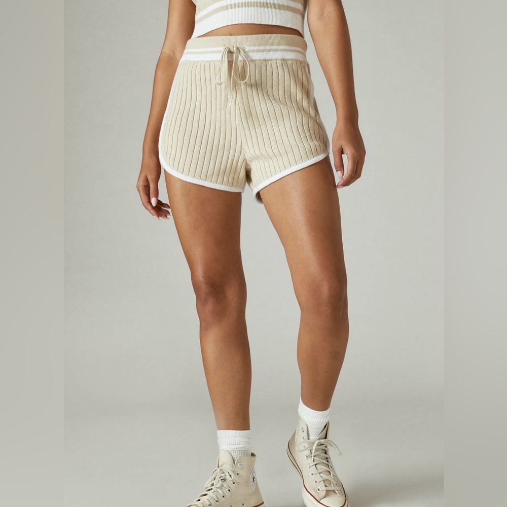 NWT Lucky Brand Knit Rib Dolphin Short in Oyster Grey Combo - Picture 4 of 7